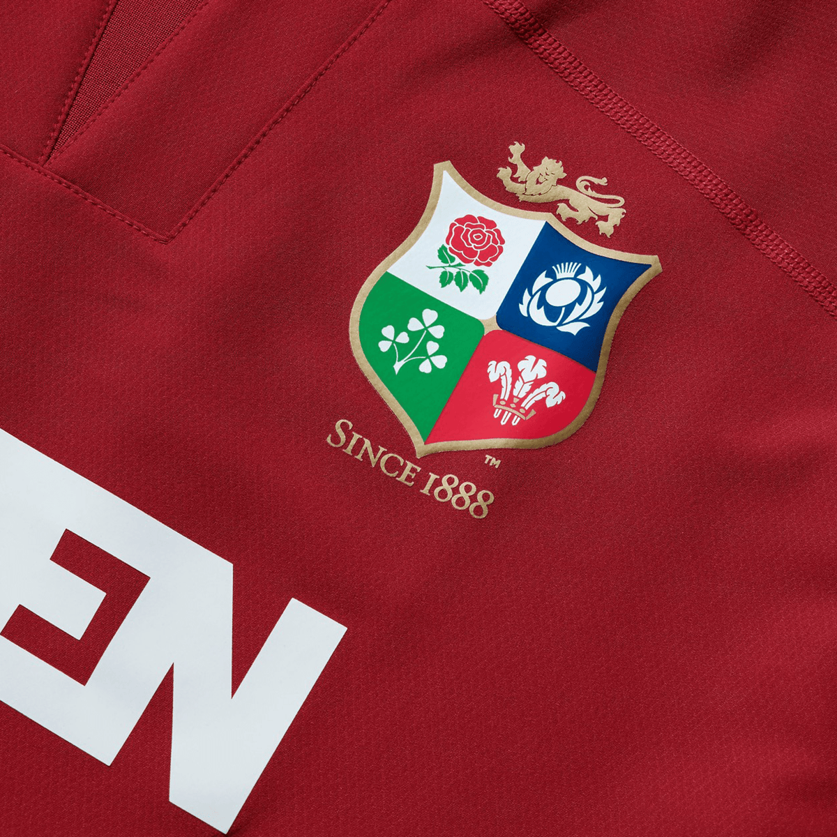 This British &amp; Irish Lions 25 Drill Top by Canterbury showcases a striking logo and echoes the classic style of the iconic team.